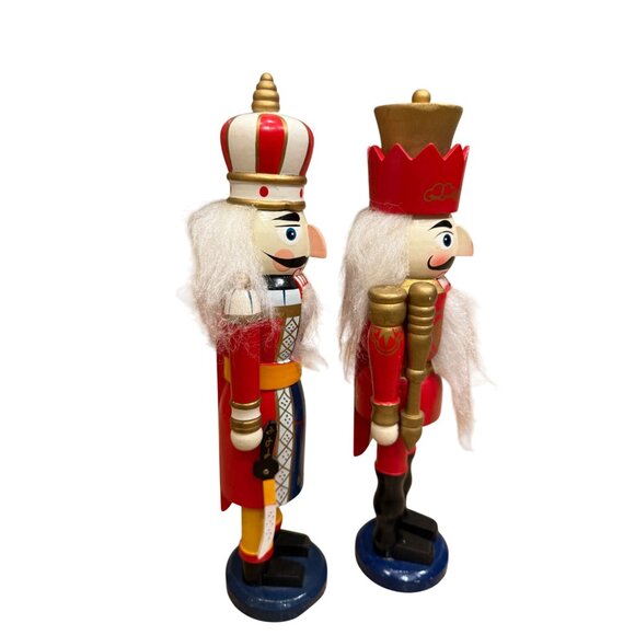Set Of 2 Hand-Painted Wooden Nutcracker King & Soldier Figurines - Picture 4 of 5